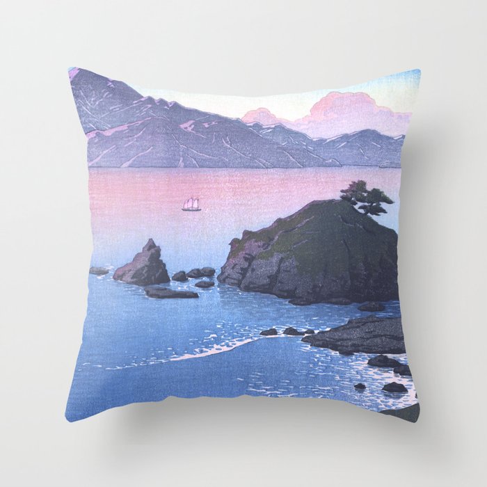 Vintage Japanese Woodblock Print Art - Kude Beach In Wakasa By Hasui Kawase Throw Pillow Gallery Image 1
