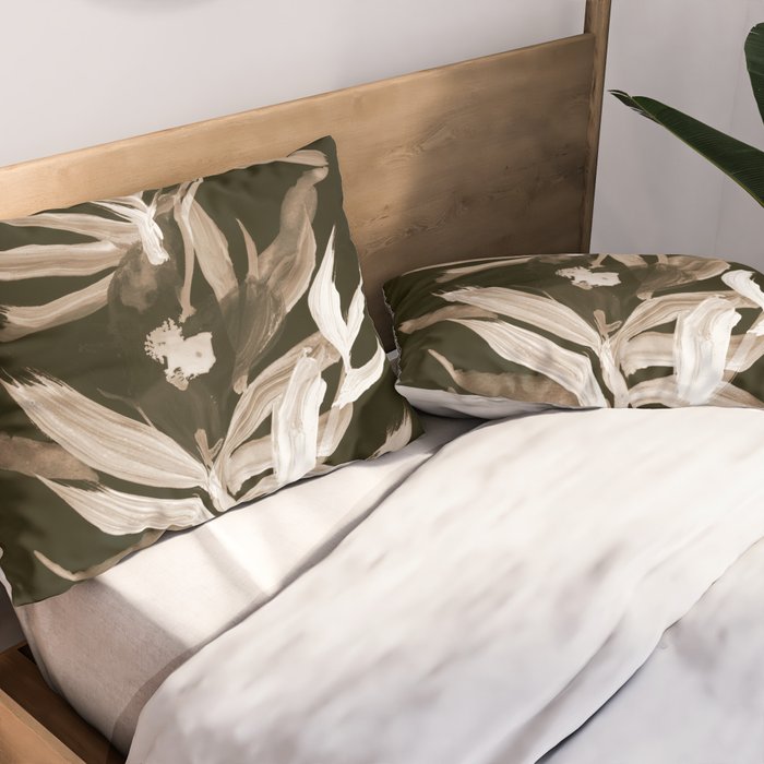 Classic Bloom Pillow Sham Gallery Image 2