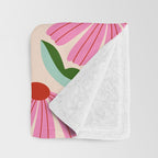 Pink and Red Daisy Throw Blanket Gallery Image 3