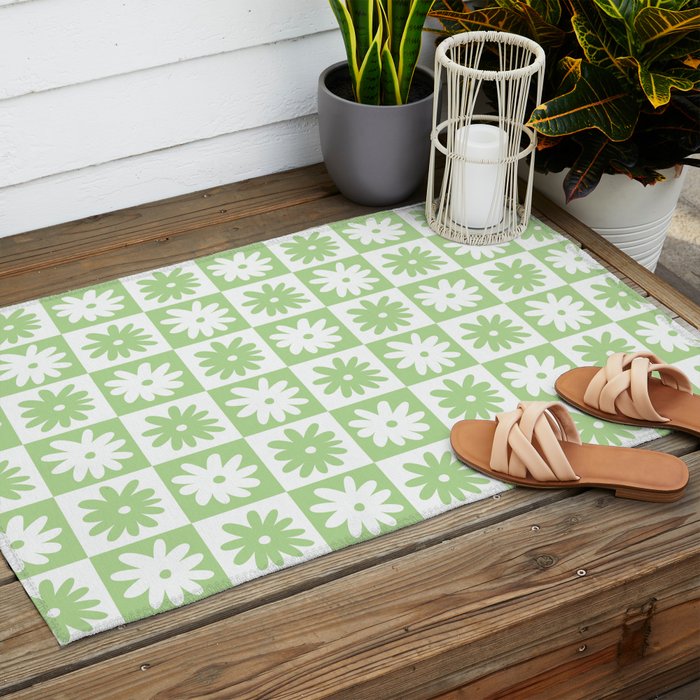 Green And White Checkered Flower Pattern Outdoor Rug Gallery Image 2