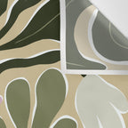 Mid-Century Floral Fantasy Wall Tapestry Gallery Image 3