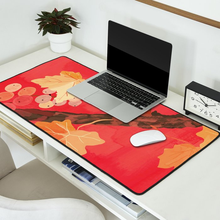 Red Grapevine Desk Mat Gallery Image 2