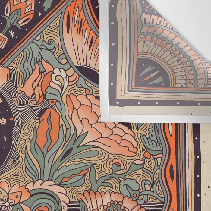 lit de fleurs Wall Tapestry Gallery Image 3