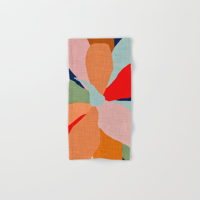 Flourish Bath Towel Gallery Image 1