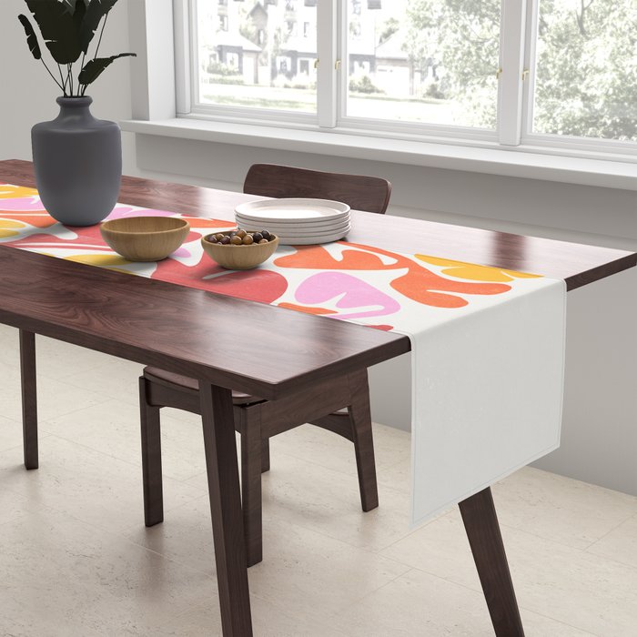 Retro Garden Table Runner Gallery Image 2