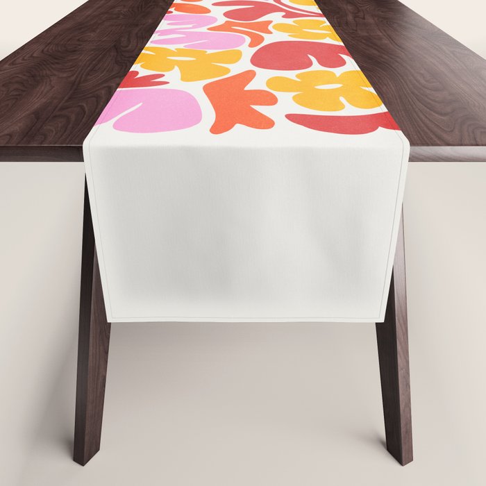 Retro Garden Table Runner Gallery Image 1