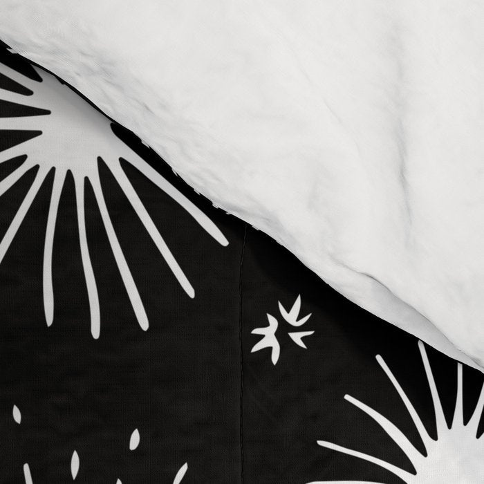 Black and white firework doodle pattern Comforter Gallery Image 4