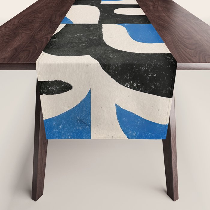 Intersecting Forms Table Runner Gallery Image 1