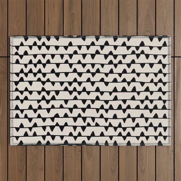 Triangles / Black & White Pattern Outdoor Rug Gallery Image 1