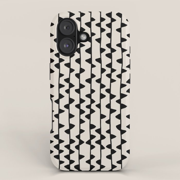 Triangles / Black & White Pattern iPhone Case Gallery Image 1