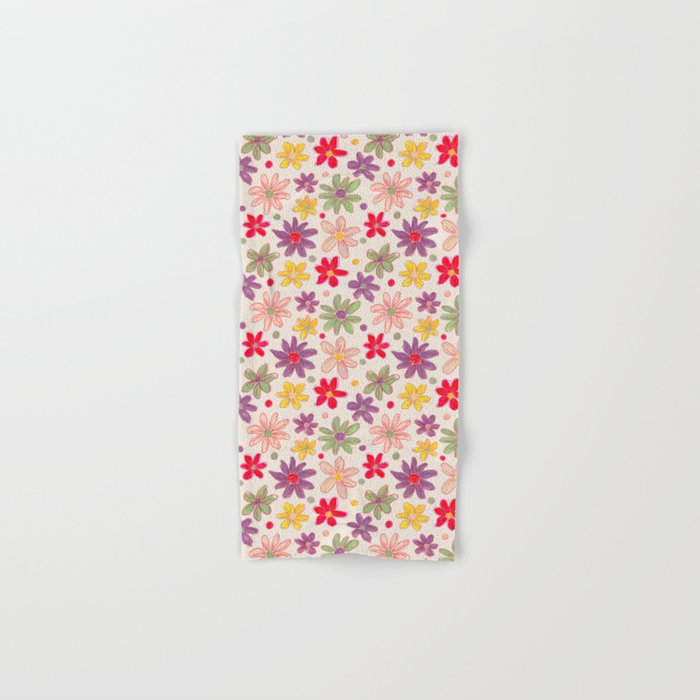 Retro Daisies & Dots Bath Towel Gallery Image 1