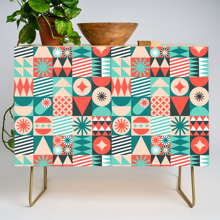Mid Century Retro Holiday Credenza Gallery Image 1