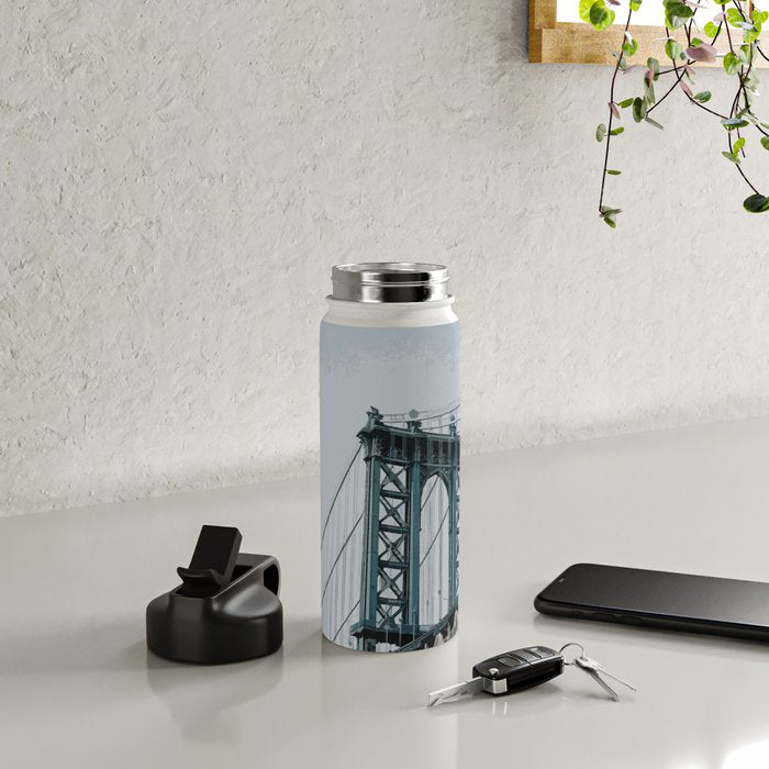 Visit New York Water Bottle Gallery Image 4