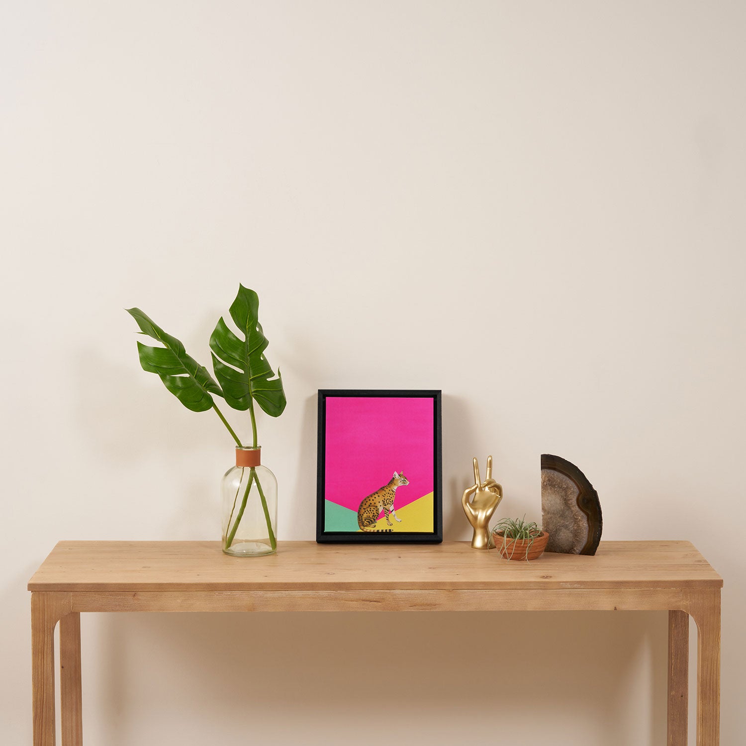 Big Cat Framed Canvas Print Gallery Image 4