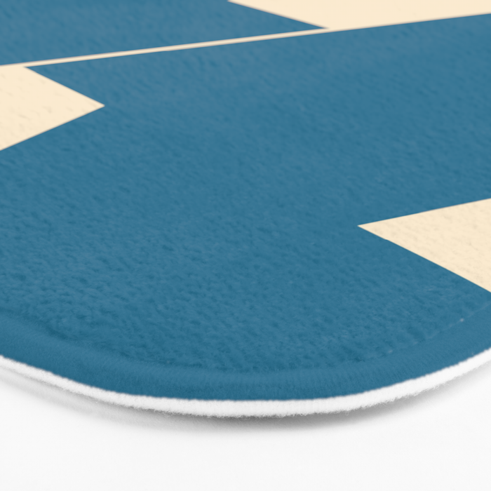 Minimalist 119 Bath Mat Gallery Image 3