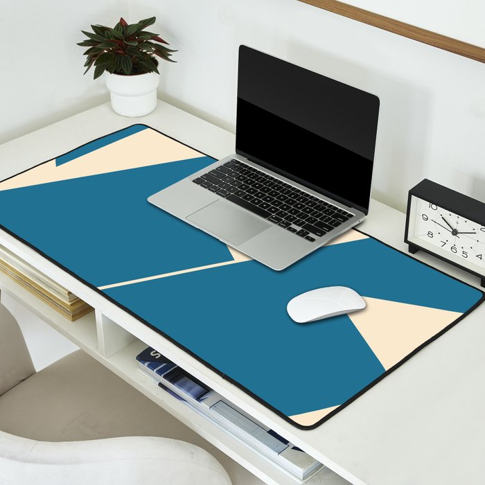 Minimalist 119 Desk Mat Gallery Image 2