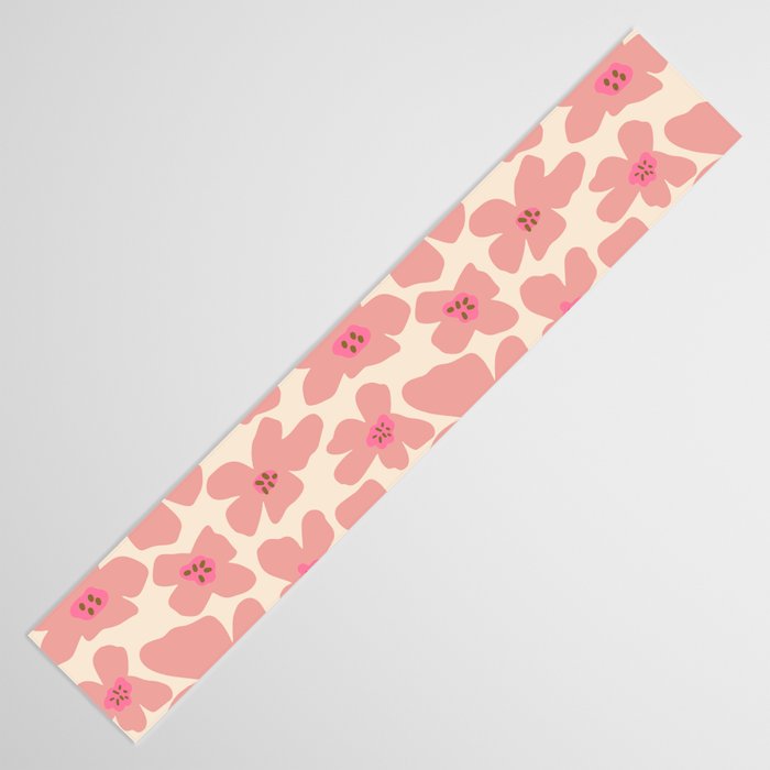 Retro Daisy - Pink and Cream Table Runner Gallery Image 3