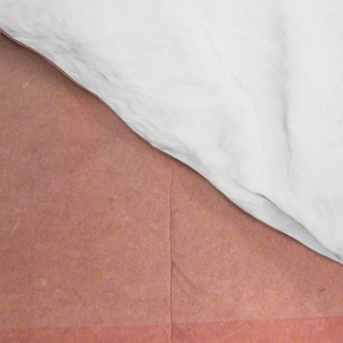 Looking right into the Eye of the Summer Comforter Gallery Image 4