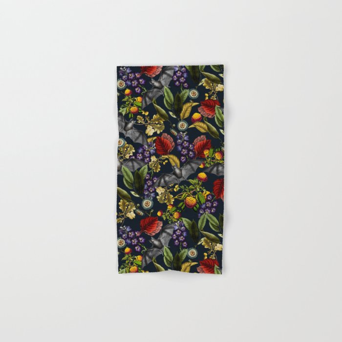 Flying Fox and Floral Pattern Bath Towel Gallery Image 1