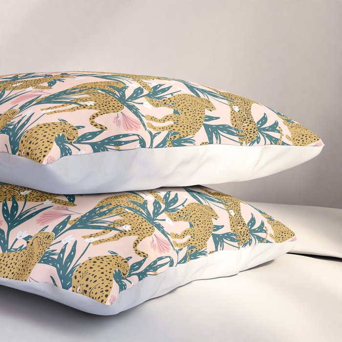 Cheetah jungle print on blush pink  Pillow Sham Gallery Image 3