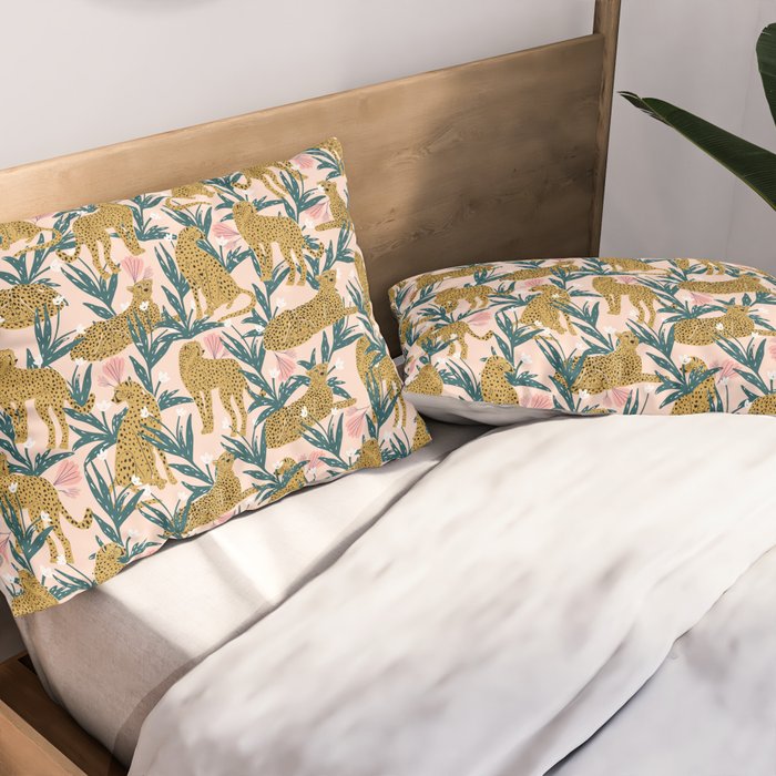 Cheetah jungle print on blush pink  Pillow Sham Gallery Image 2