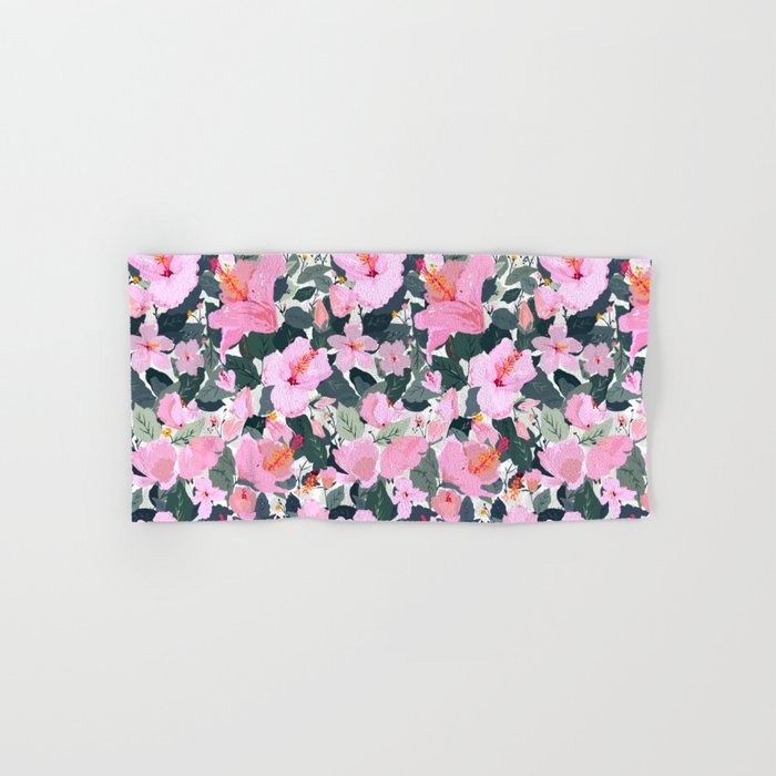 Hi Hibiscus! Bath Towel Gallery Image 1