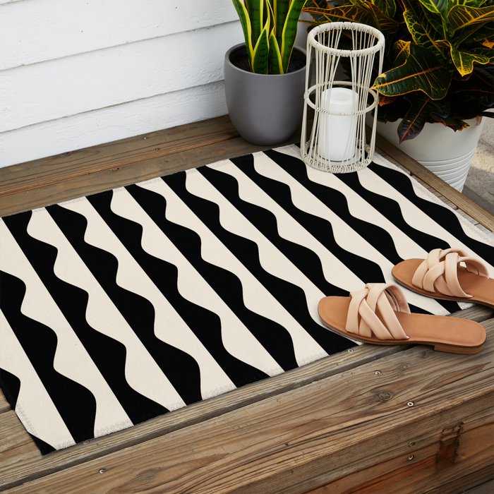 Retro Wavy Lines Pattern in Black & White Outdoor Rug Gallery Image 2