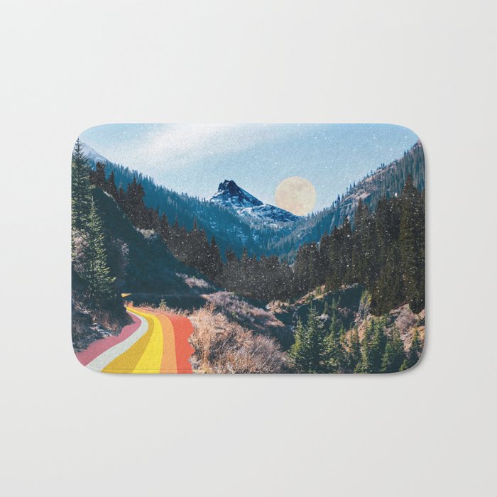 1960's Style Mountain Collage Bath Mat Gallery Image 1