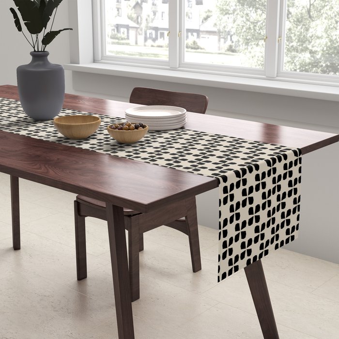 Minimalist Japanese Floral Pattern Table Runner Gallery Image 2