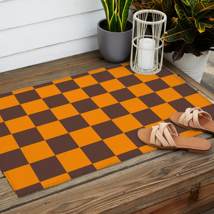 Chocolate x Tangerine Mixed Checker Outdoor Rug Gallery Image 2