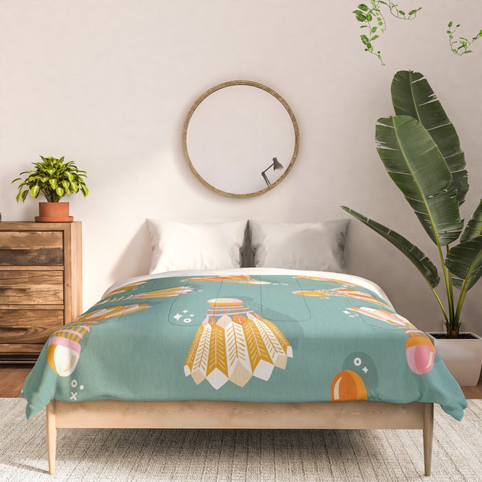 Badminton Birdies - Peach OmbrÃ© on Turquoise Comforter Gallery Image 3