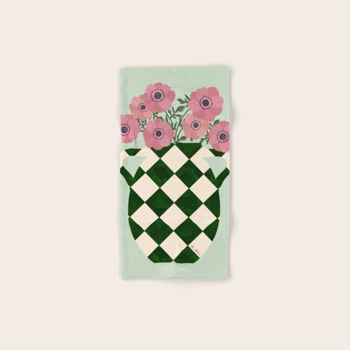 Anemones and vase Bath Towel Gallery Image 1
