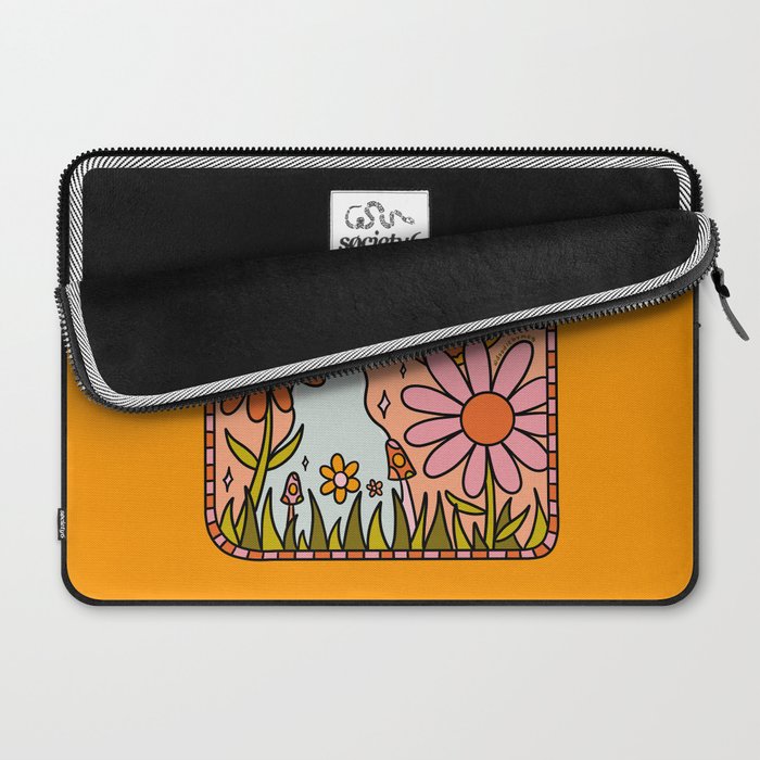 Leo Garden Laptop Sleeve Gallery Image 2