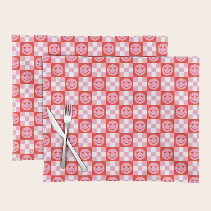 Retro love heart face checkered pattern Placemat Gallery Image 1