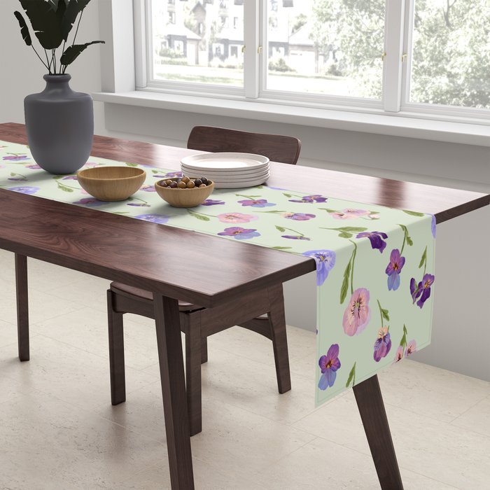 Pansy Flower Pattern Table Runner Gallery Image 2