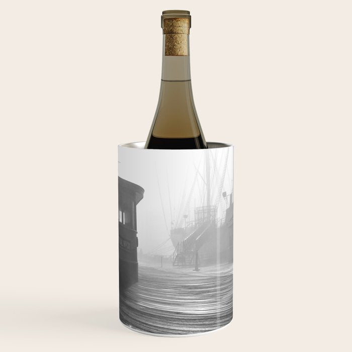The Seaport Wine Chiller Gallery Image 3
