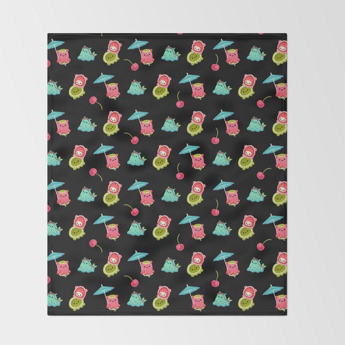 Mollusk parfait Throw Blanket Gallery Image 2