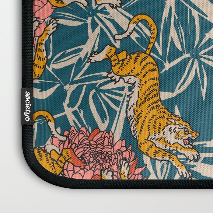 BENGAL CORA TIGER Laptop Sleeve Gallery Image 3
