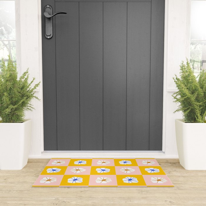 White Checkered Flowers Welcome Mat Gallery Image 3