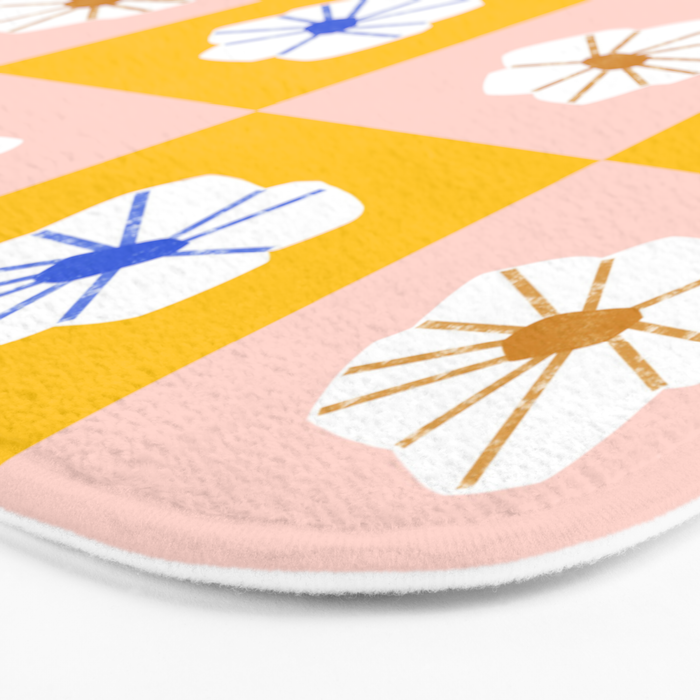 White Checkered Flowers Bath Mat Gallery Image 3