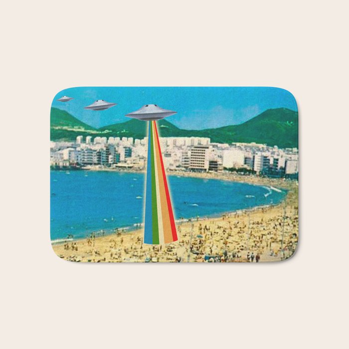 A Summer Vacation Bath Mat Gallery Image 1