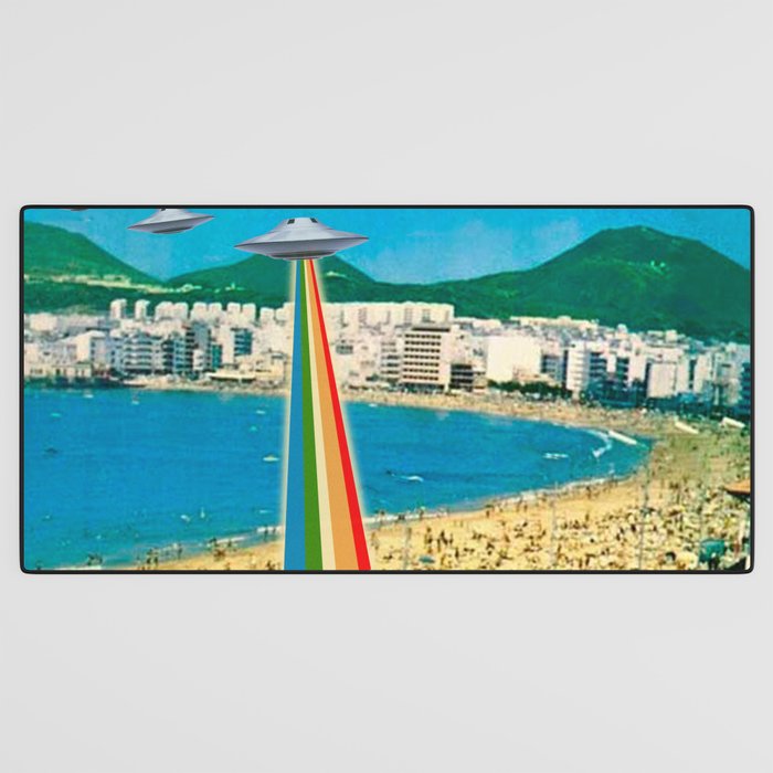 A Summer Vacation Desk Mat Gallery Image 3