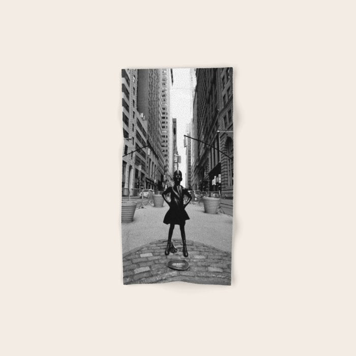 Fearless Girl Bath Towel Gallery Image 1