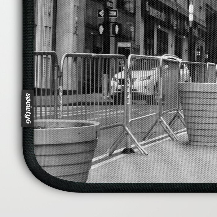 Fearless Girl Laptop Sleeve Gallery Image 3