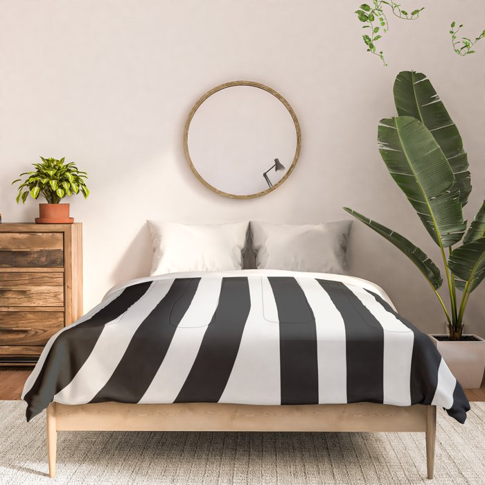 Bold Curvature Stripes XXXVI Comforter Gallery Image 3