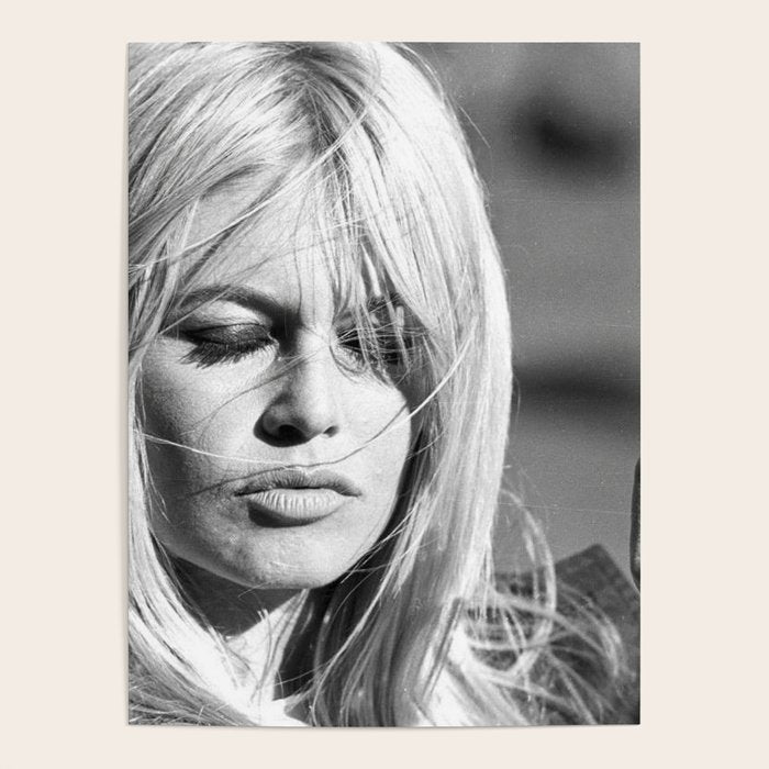 Brigitte Bardot with Cigarette Retro Vintage Art Poster Gallery Image 4