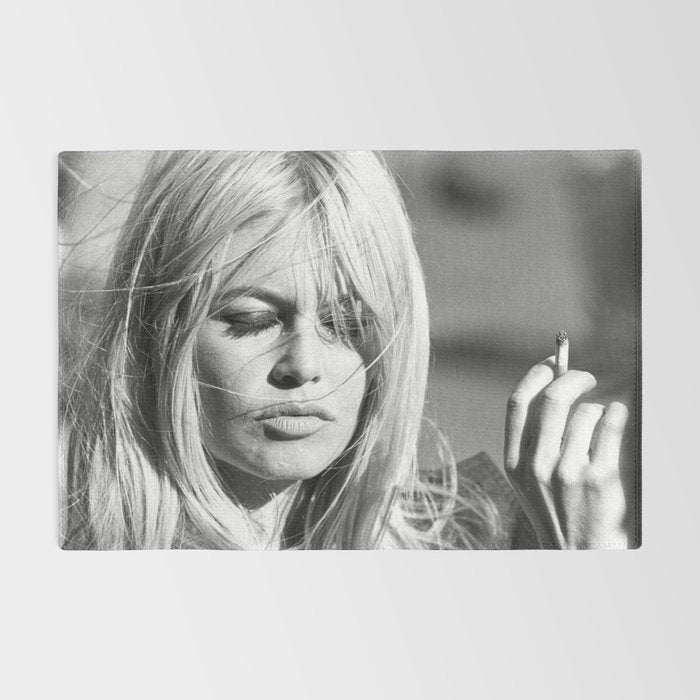 Brigitte Bardot with Cigarette Retro Vintage Art Rug Gallery Image 2