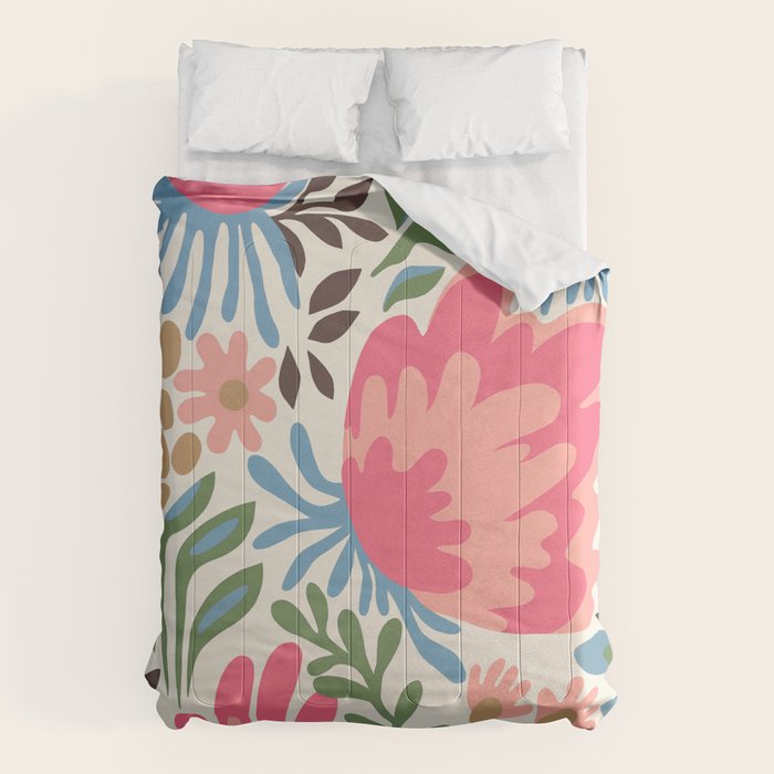 Lush Floral Escape Comforter Gallery Image 1