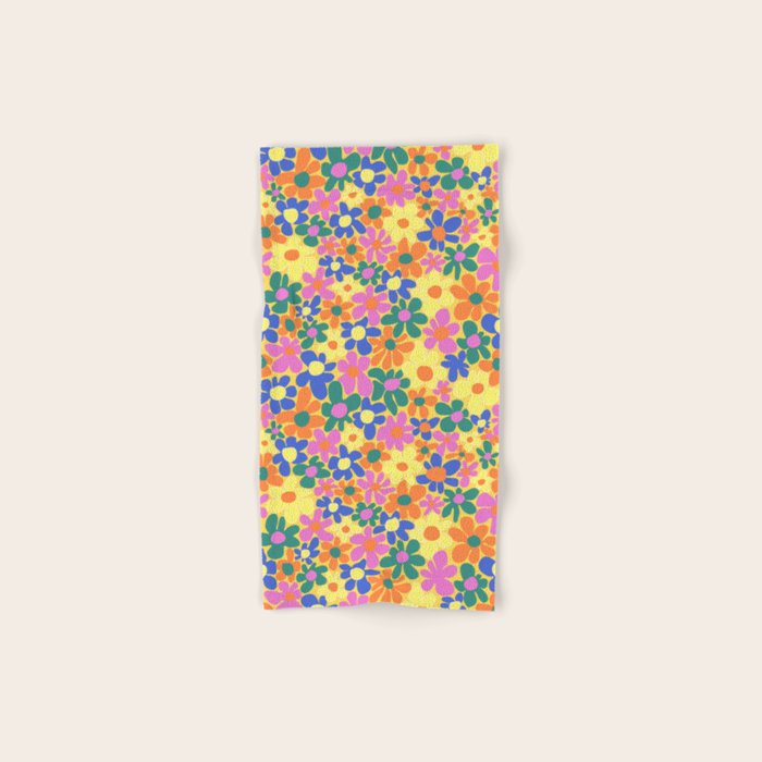 Amour 2 Bath Towel Gallery Image 1