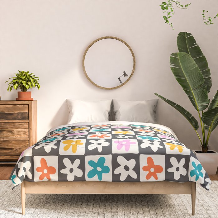 Trendy checkered flower art pattern Comforter Gallery Image 3